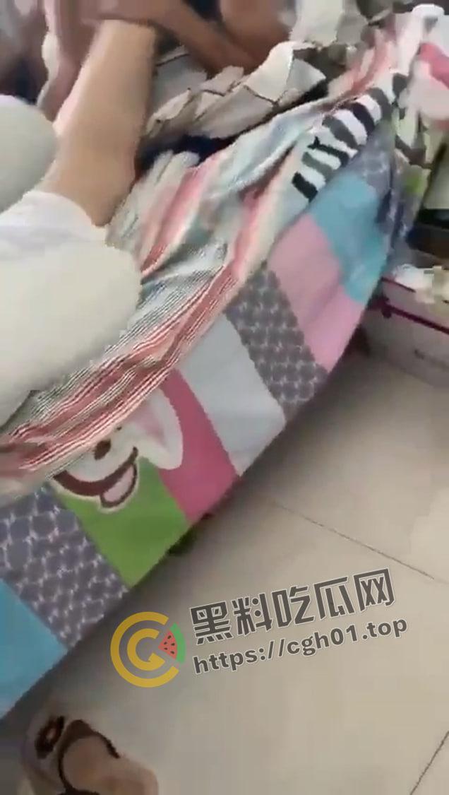 河南高中生聚会 性霸凌女生 脱了裤子蹂虐 真是一群畜生-6