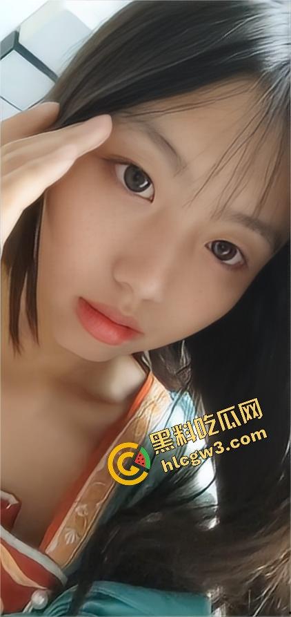 贵阳女子职业旅游职高反差学生妹【戴雅琴】花季少女下海约炮 与单男多体位做爱 逼太紧太痛苦!独家流出!-7