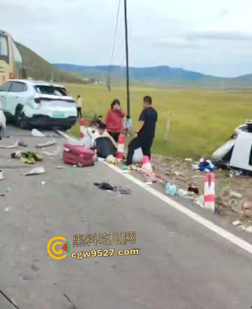 内蒙古赤峰水泥罐车失控狂撞!小米YU7成救命神器,车毁人安车主倒车神速变藤原拓海!-6