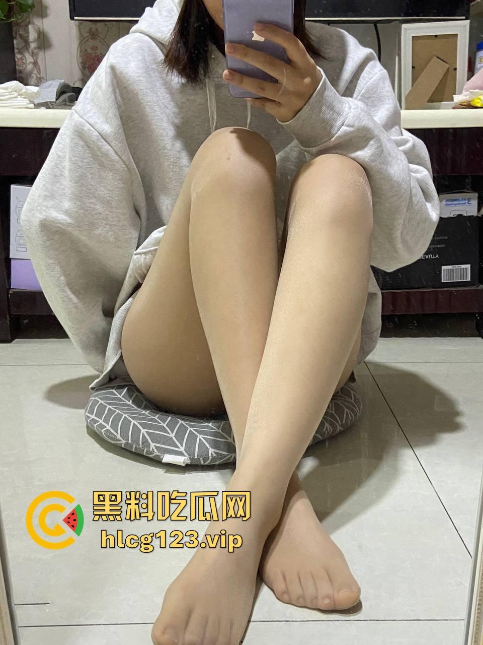 汕头大学约炮门!05年肉丝小学妹被体育生狂插,甜美叫声勾魂,男友干不动的被学长操翻!-10