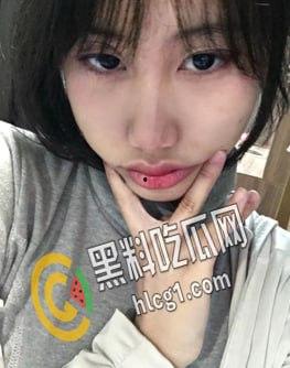 06年巨乳留学生私房照片流出,国外留学的反差婊小妹性欲旺盛平时没事爱拍点自慰视频给男友看,惨遭男友泄密-2