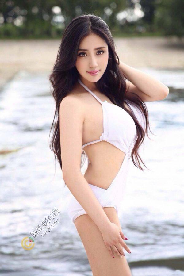 三栖女艺人「戴予桐」全裸私拍大曝光!网友惊呼:这竟然是她的秘密!-3