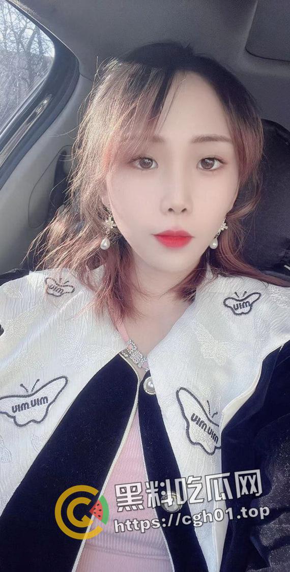 广东潮汕恒大名都美艳少妇【朱晓燕】出轨隔壁老王 被捉奸后曝光 阴毛旺盛的少妇水真多啊-5