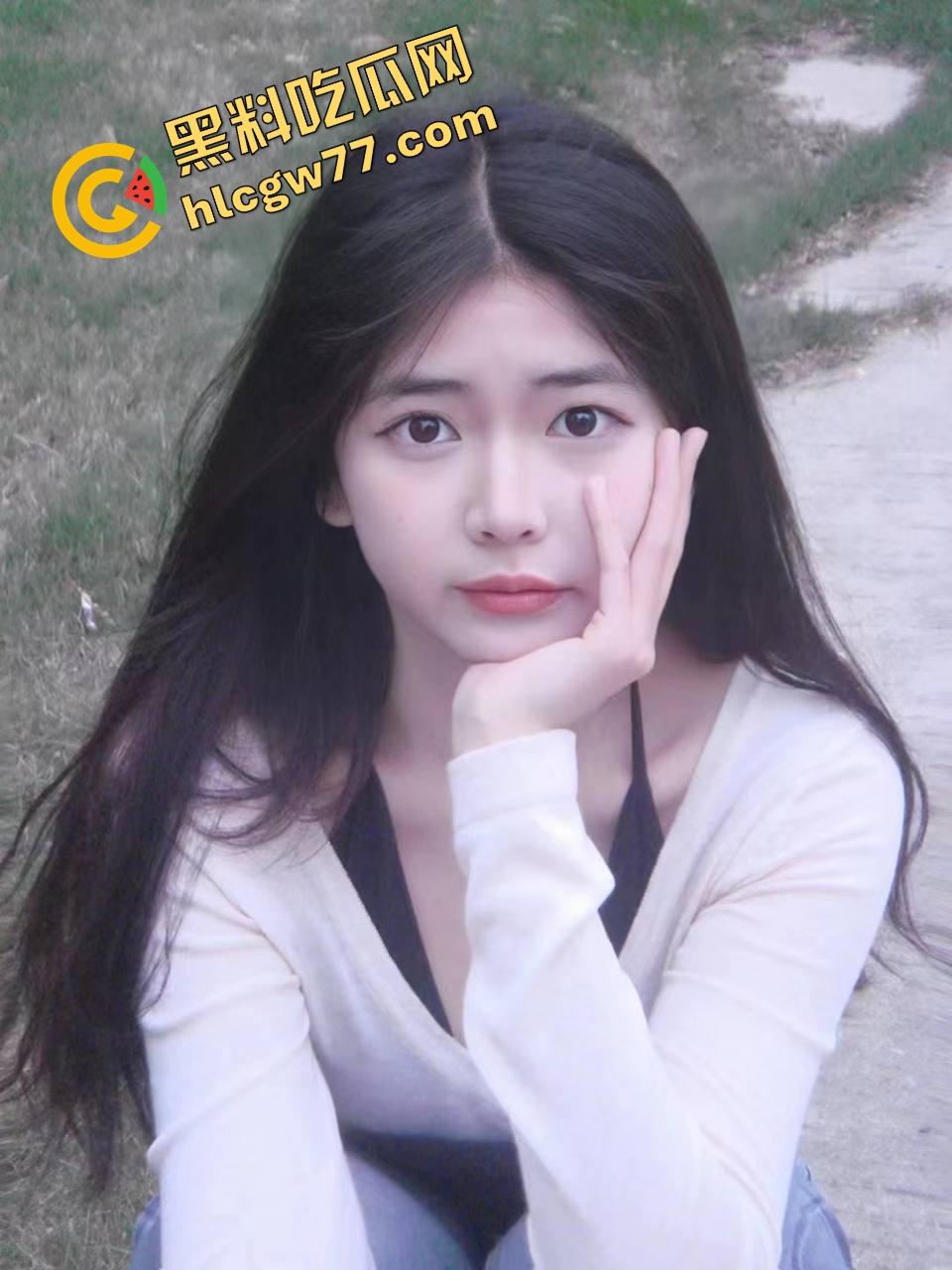 最美的不是下雨天,而是你在我身上坐着颤的瞬间,武汉大学情侣公共场合观音坐莲被偷拍,全网疯传!-5