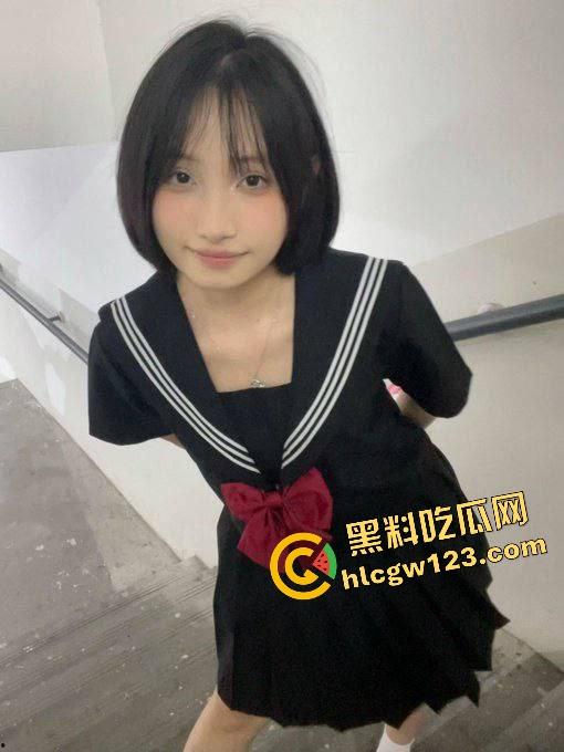 重庆技校反差婊【孙姗姗】自爆民宿狂欢夜,JK外套还没脱就被干翻在床,操到后半夜连床都下不了!-3