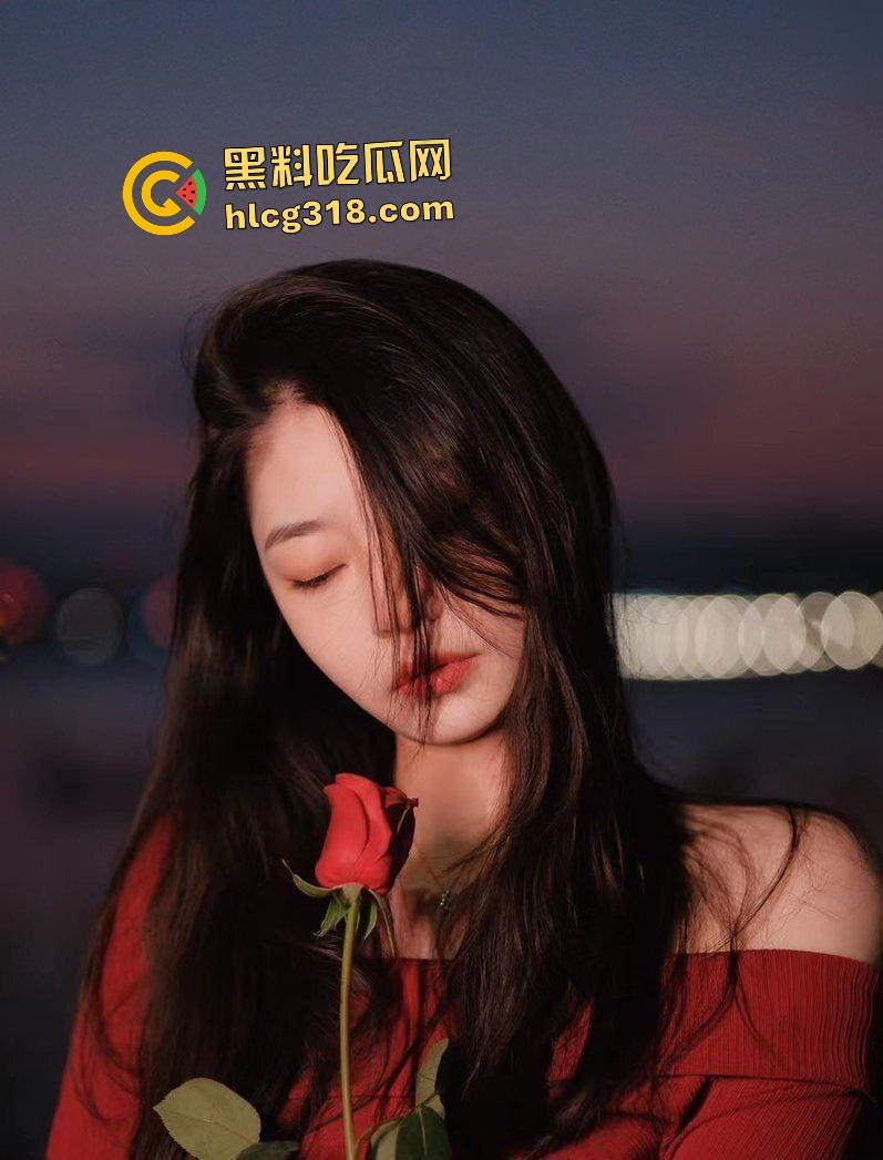 准大学生小伙提前约战学姐，女仆装JK黑丝全套装备，后入大屁股算是开学前第一课吧！-2