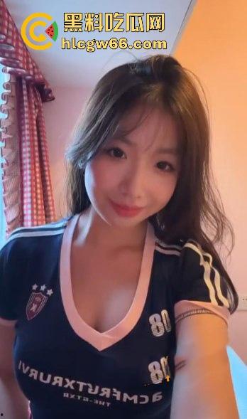 看甜妹是这么俘获你的心 重庆交通大学学生妹【刘雅心】做爱时一声声的呻吟娇喘喊得谁不爱啊!-4