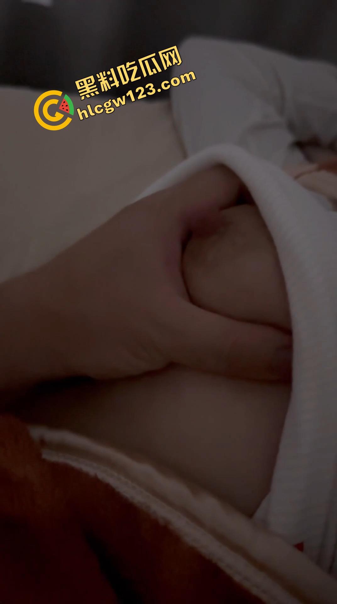 嘴上说不行,身体却很诚实,毕业前女友操醒全过程,全程手挡脸害羞最后自己拿开,被干成主动张腿!-7