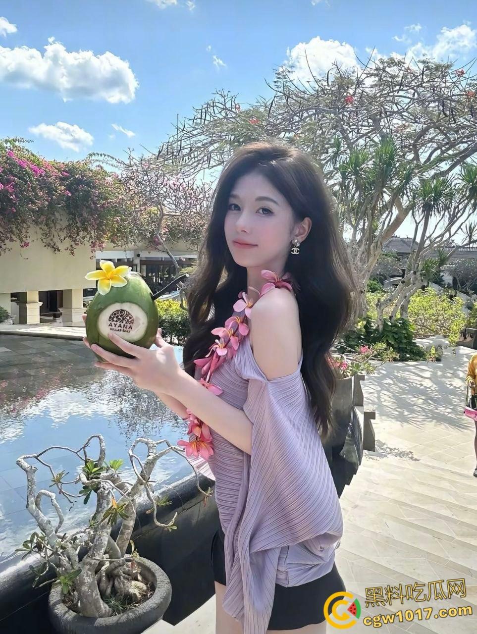 约炮大神【我的枪好长】 黑丝御姐调教新作,皮鞭抽屌玩性虐,指奸钻穴汁水飞溅,打桩爆操高潮迭起!-1