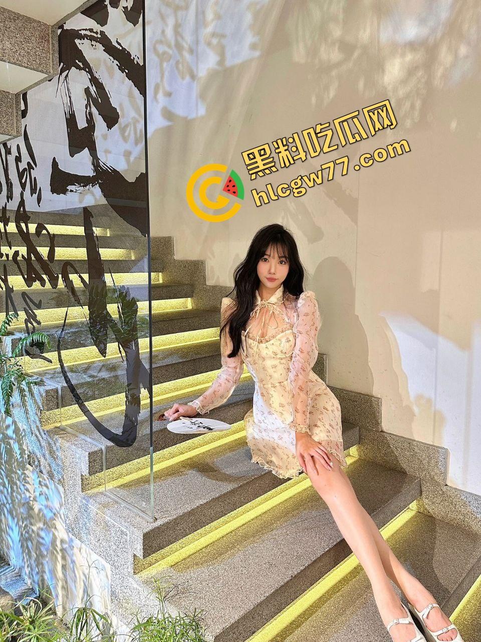 广西绝活老表V8电动小马达式猛冲把妹子干懵,床上狂抽108下不是日逼,每一秒都在输出,每一寸都在进攻-5