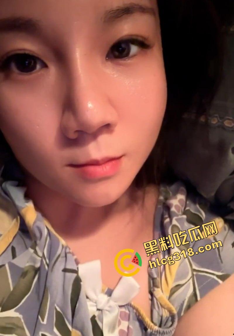 山东警花『朱潇婉』婚内出轨曝光,上班为升职直接会议室骑领导,摄像头全程记录激情现场流出!-2