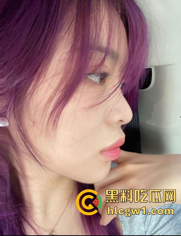 陌陌约的骚鸡真会玩！瓜友邀好兄弟双龙戏水，远程指导教调教，看得兄弟急的前列腺都要憋坏了！-9