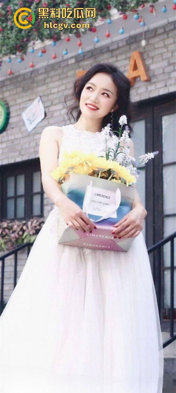 江苏南京极品少妇【蒲庆林】欲求不满!老公长期出差不在,找老王日逼越暴力越爽!-1