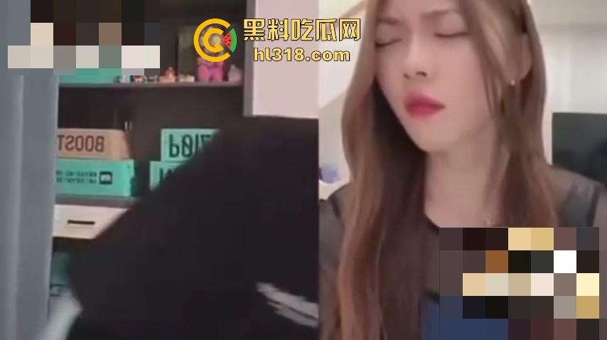 不是啊珍你来真的啊!快手高颜值女主播PK落败被要求直播自慰,以为在意淫而已事后展示爱液惊呆众人!-3