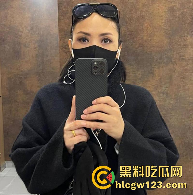 灌醉闺蜜贡献给二哥,自己全程在旁边拍摄,看着闺蜜被二哥强奸,果然闺蜜都是用来哄男人的!-2