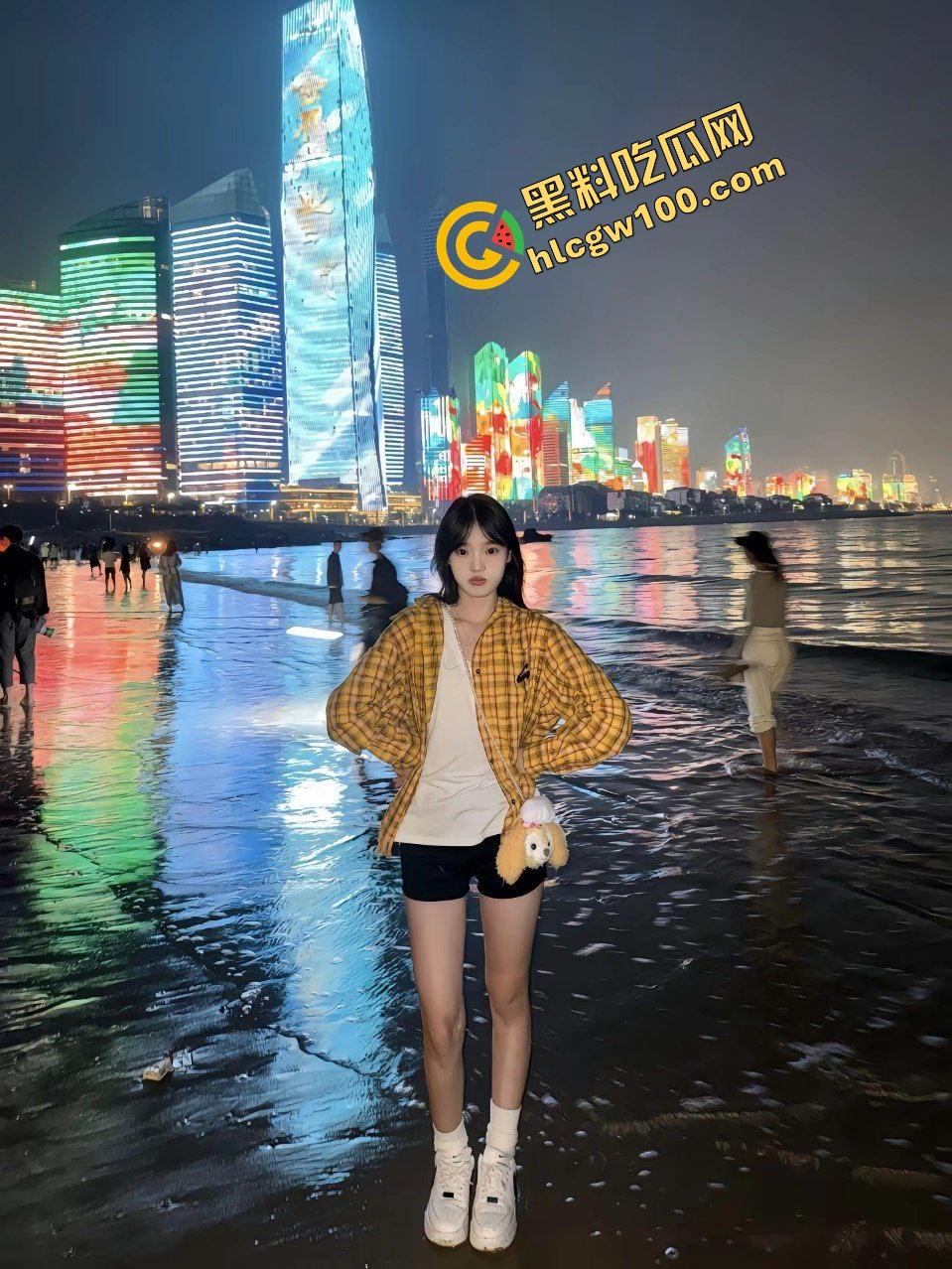 上海音乐学院清纯嫩妹反差女大【林妙音】为买苹果手机下海 双手撕逼直插后入射屁!独家曝光流出!-1