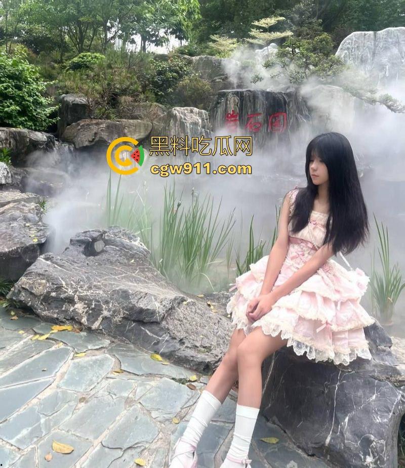 不是哥们!早知道这样我也玩原神啊!涉世未深清纯少女线下被游戏搭子后入猛操,小编现在就去下载!-3