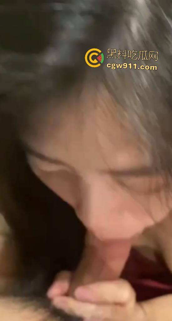 舞蹈系学姐气质模特兼职反差婊,金主无套爆操嫩穴抽插到喷潮,口交比幼时喝奶猛烈,满脸白液拉丝!-2