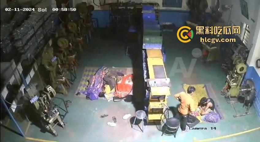 印度LGBT情侣大打出手酿命案!男子睡觉时被伴侣用铁棍袭击身亡,阿三还是那么狠!-1