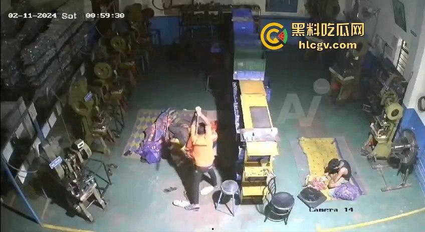 印度LGBT情侣大打出手酿命案!男子睡觉时被伴侣用铁棍袭击身亡,阿三还是那么狠!-3