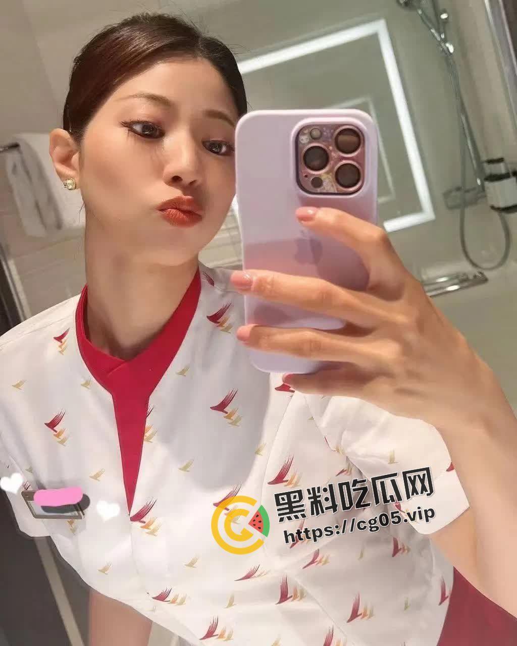 国泰空姐!提供特殊接机服务被前男友曝光 这就是上层人士的恶趣味吗-2