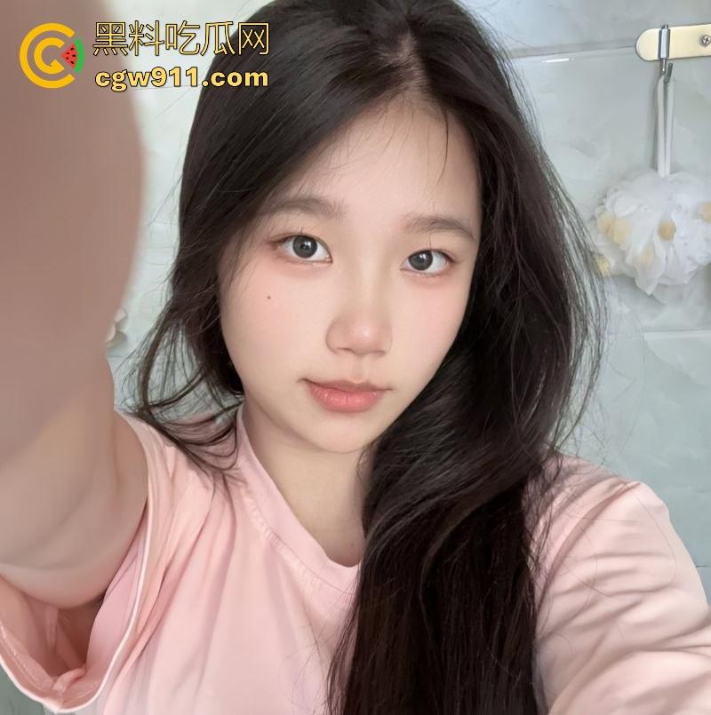 长沙理工学院【廖佳颖】清纯外表下淫荡母狗本性,女上位疯狂骑乘,骚劲像只发情的母狗。-3