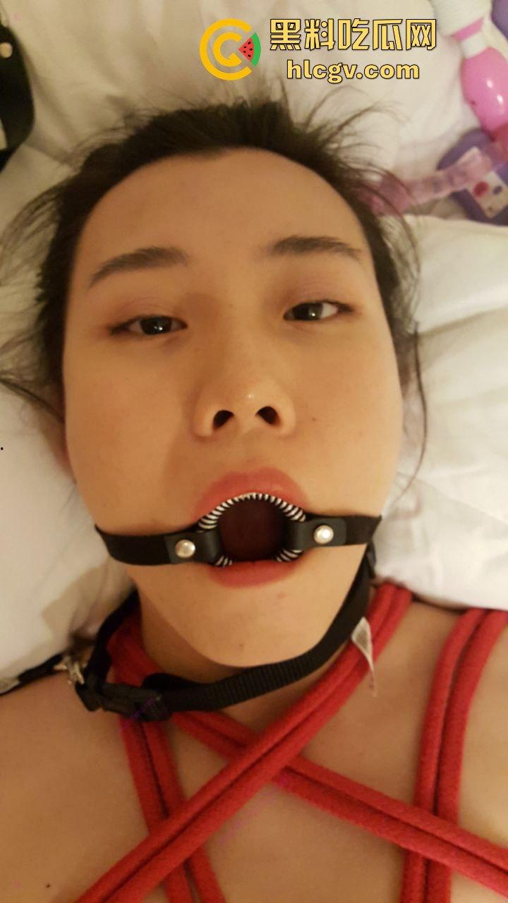 台州极品骚货【蒋莉】云盘高质私拍不雅照泄露!从销售干到婚纱,再被调教成母狗,真是玩得够野!-6