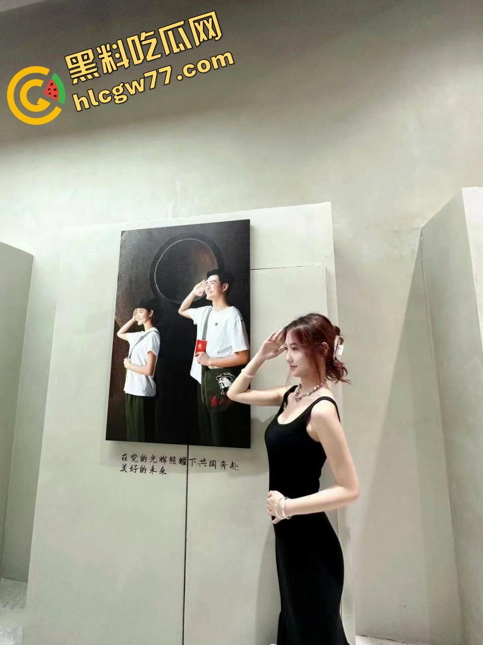 邯郸高颜值理发店小妹【兔兔】学徒眼镜骚货,天然喜欢捆绑调教,越绑越湿,骚穴夹得翻红抽搐!-6