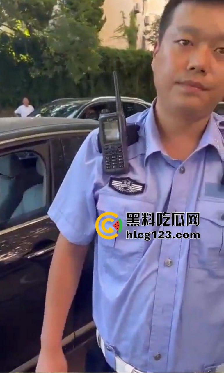 青岛逆行真是人才辈出!路虎女、辅警哥轮番上演,看来考事业编得先学会逆行!-10