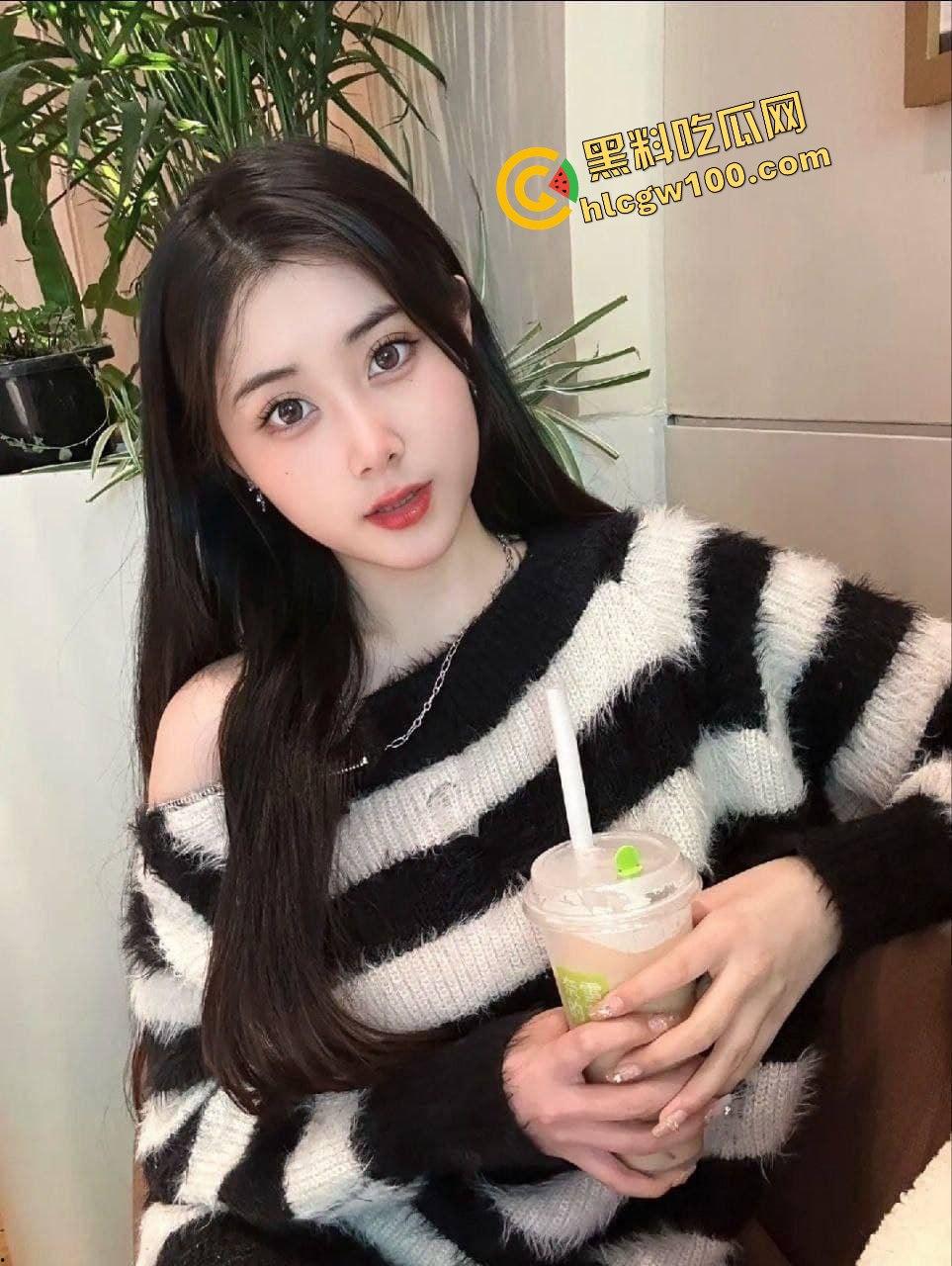 山西金融职业学院双马尾肉感母狗『曾灵嘉』给点好处就约炮而出 口交足交后操骚臀淫荡流出!独家曝光!-5