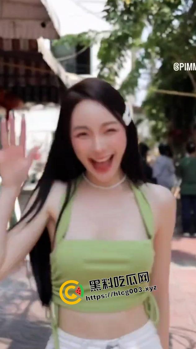 外网疯传!泰国百万粉丝网红【pimm mmss】口交自慰视频被金主流出 开朗嫩妹嘴里都是活 人美逼受罪-6