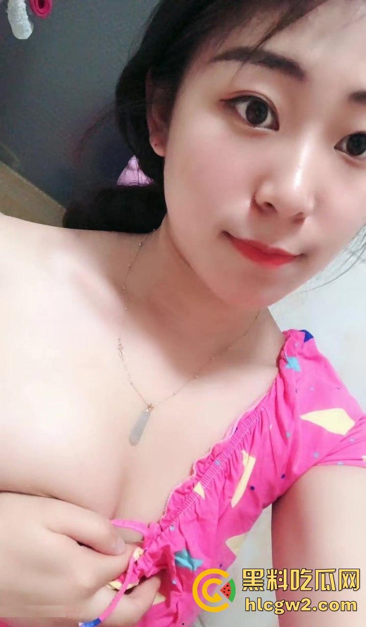 已婚反差小少妇与老公私密日常曝光!口活好得离谱,玩得不小心泚得满脸都是!-9