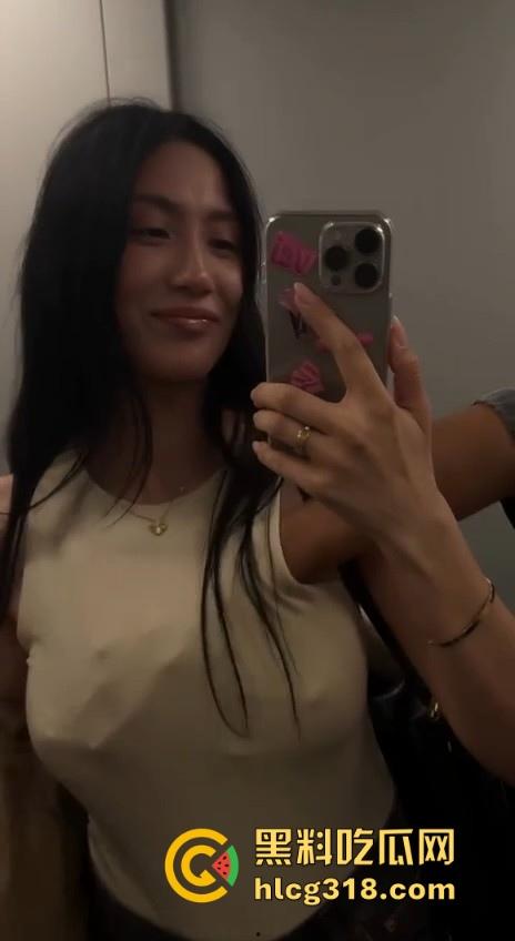 约炮成熟御姐,真空巨乳勾引奶头清晰可见,直接没忍住上手了,无套内射蜜桃嫩穴,真是人间极品!-6