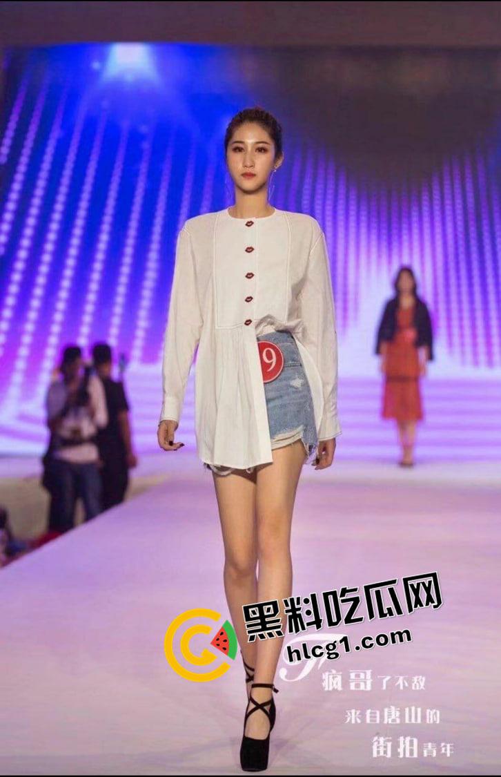 唐山模特选秀被潜规则 嫩妹长腿模特被大佬无套内射 一脸不情愿地吃屌 大佬第一视角视频流出-1