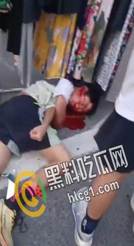 江苏连云港发生一起重大的交通事故!醉酒老头冲撞人群导致7死19伤!现场惨不忍睹!-6