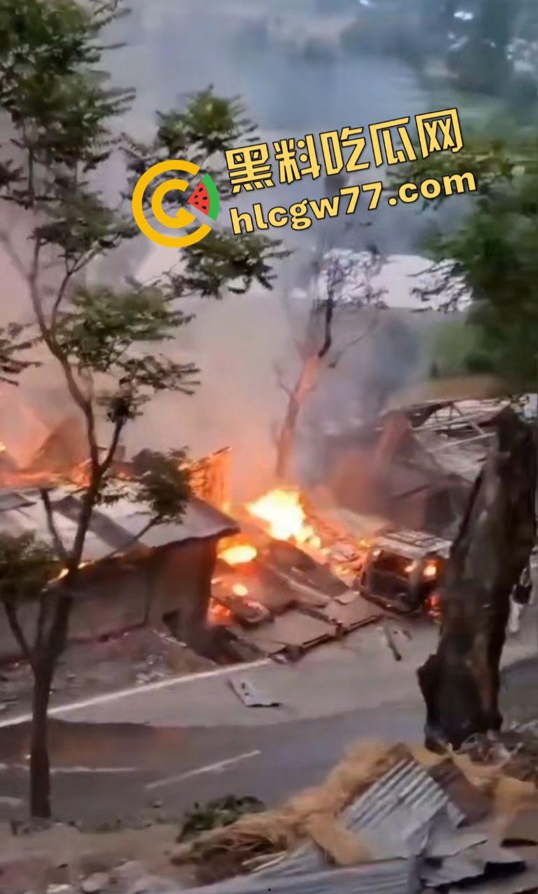 印巴局势炸裂!指挥官游戏玩多了,在游戏中的战术全部实施到现实中了!农民头被炸烂!-2