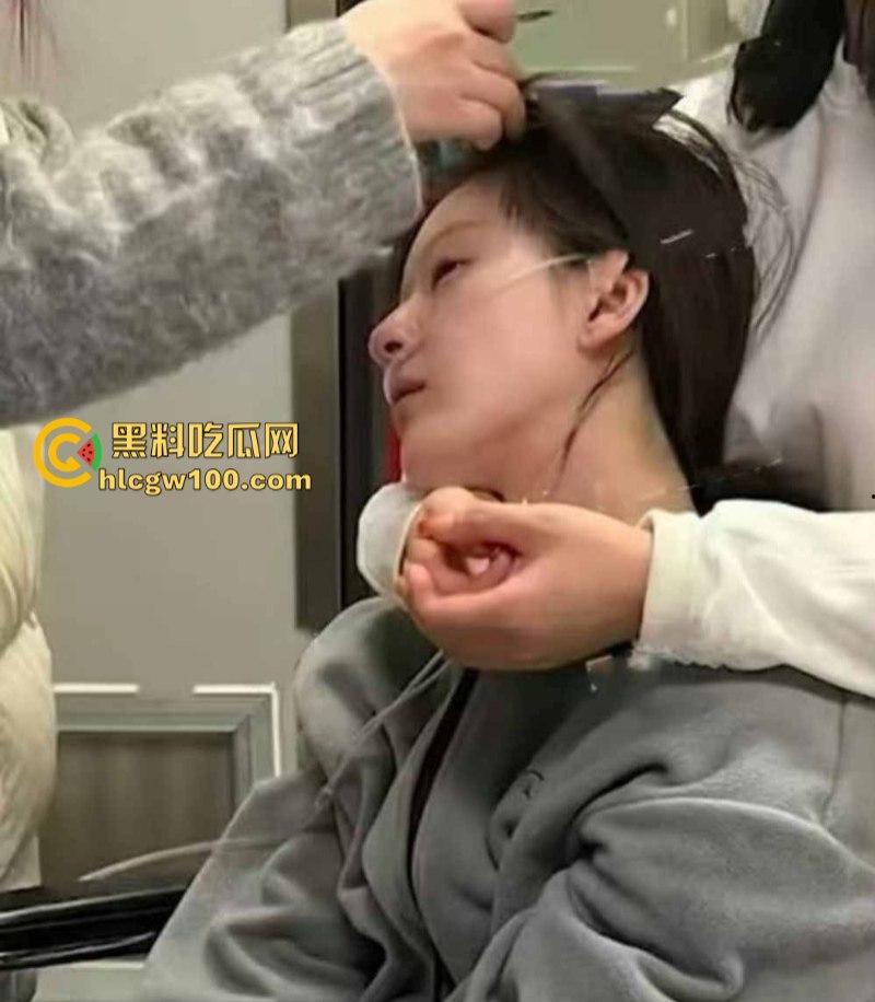 知名狗仔刘大锤爆料【赵露思】在剧组受到不公平待遇 患上严重抑郁症 病态样子令人痛惜!-7