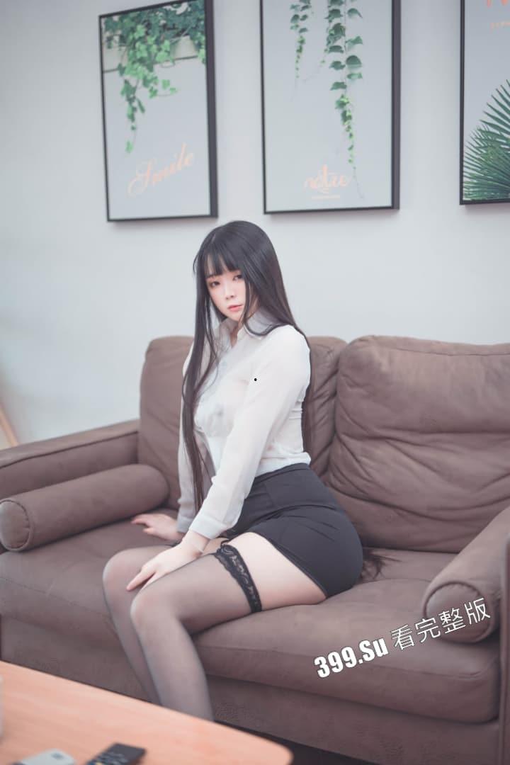 推特福利姬「落落Raku」cos极致的骚女仆 自慰户外露出  和小姐妹互相成就 被金主乖乖调教（70P私拍+40V福利视频合集）-41