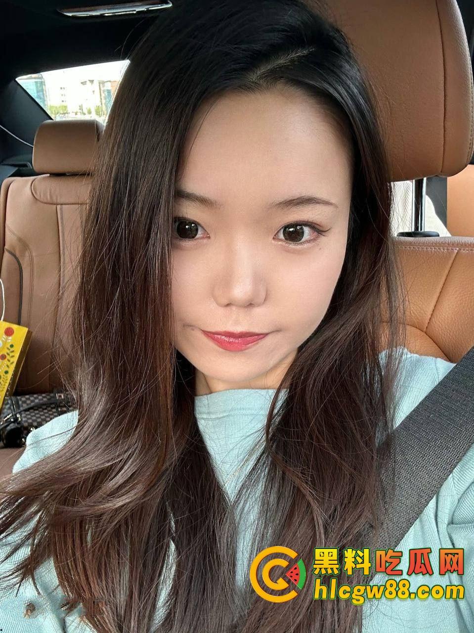 南昌银行『 陈若水 』生日蛋糕还没消化，就被行长猛操一整天，口活清理舔到鸡巴发红，真有上进心！-2