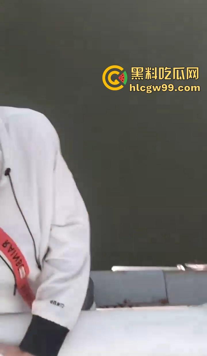 揭阳男同大年初二跳桥 身份不被家人认可 创业失败双重打击 朋友圈预告遗言令人唏嘘！-4